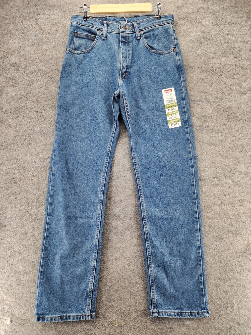 Wrangler Jeans Mens 30x32 Regular Fit Blue Denim Mid Rise